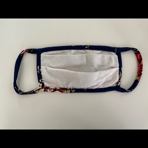 NEW FACE MASK - Picture 2 of 3